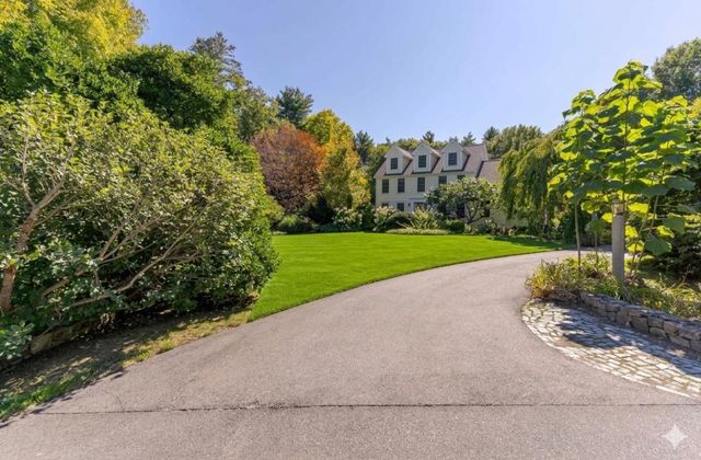 97 Tidewater Farm Road, Stratham, NH 03885