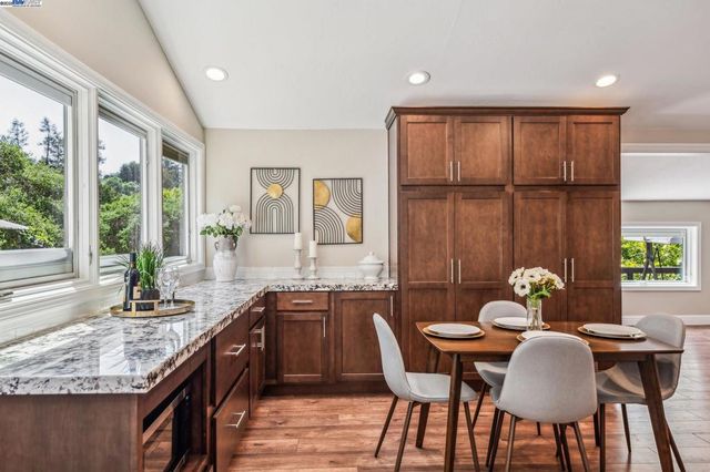18698 Cull Canyon Rd, Castro Valley, CA 94552