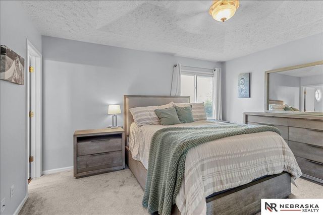15432 Karloff Circle, Omaha, NE 68138