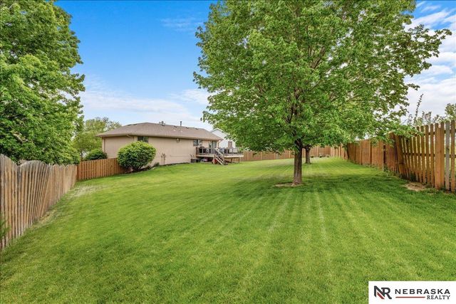 15432 Karloff Circle, Omaha, NE 68138