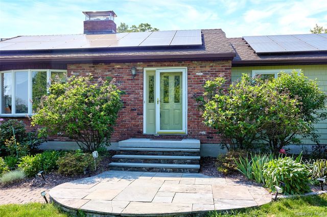 125 Smith Road, Pleasant Valley, NY 12569