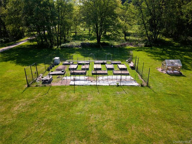 125 Smith Road, Pleasant Valley, NY 12569
