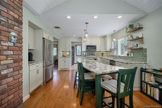 125 Smith Road, Pleasant Valley, NY 12569