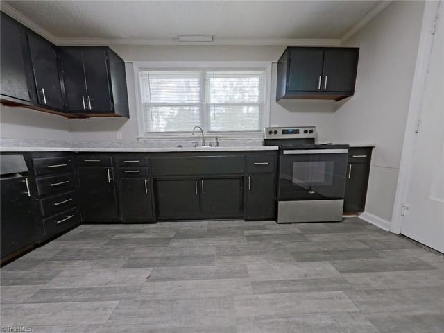 1123 Tabor Street, High Point, NC 27262