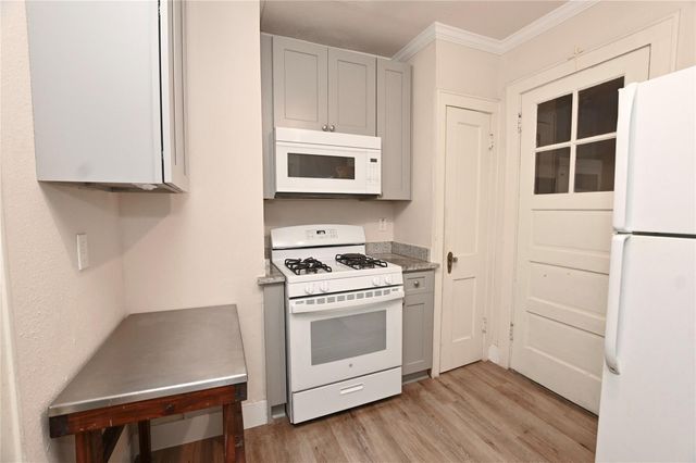 1117 37th Street, Galveston, TX 77550