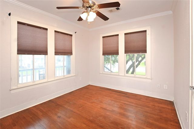 1117 37th Street, Galveston, TX 77550