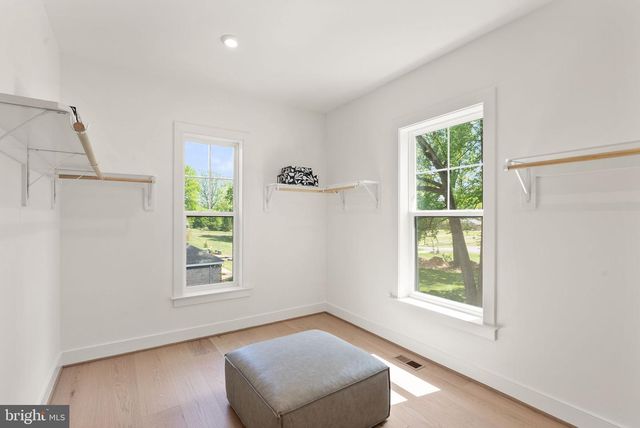 7215 BARNETT RD, Bethesda, MD 20817