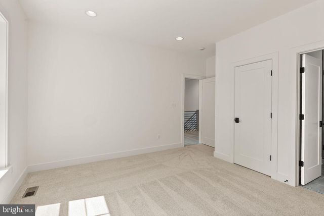 7215 BARNETT RD, Bethesda, MD 20817