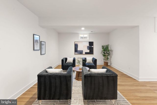 7215 BARNETT RD, Bethesda, MD 20817