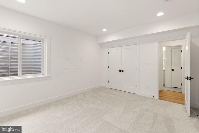 7215 BARNETT RD, Bethesda, MD 20817