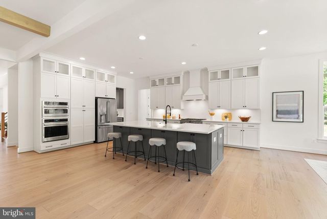 7215 BARNETT RD, Bethesda, MD 20817