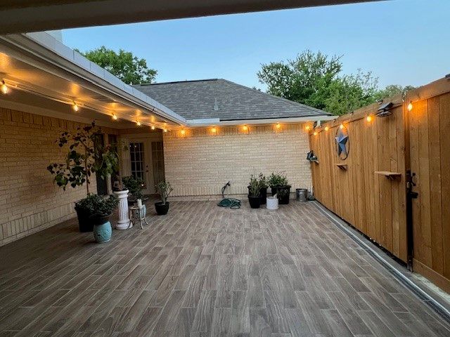 1305 Stonecreek Court, Garland, TX 75043