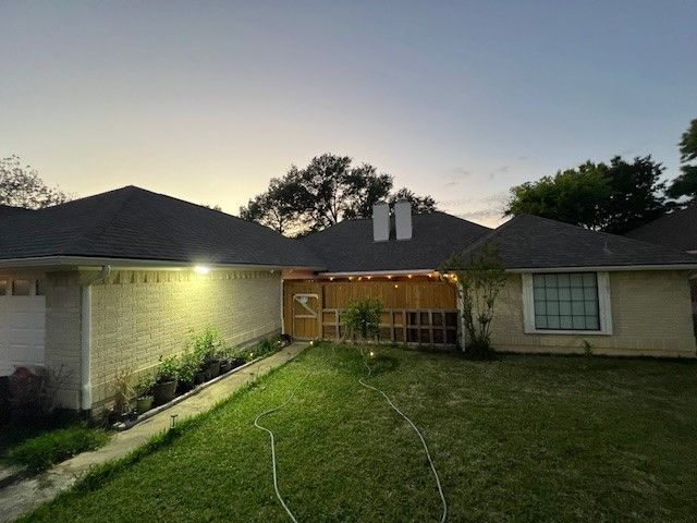 1305 Stonecreek Court, Garland, TX 75043