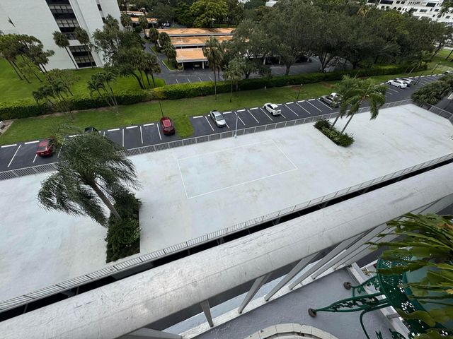 336 Golfview Road 706, North Palm Beach, FL 33408