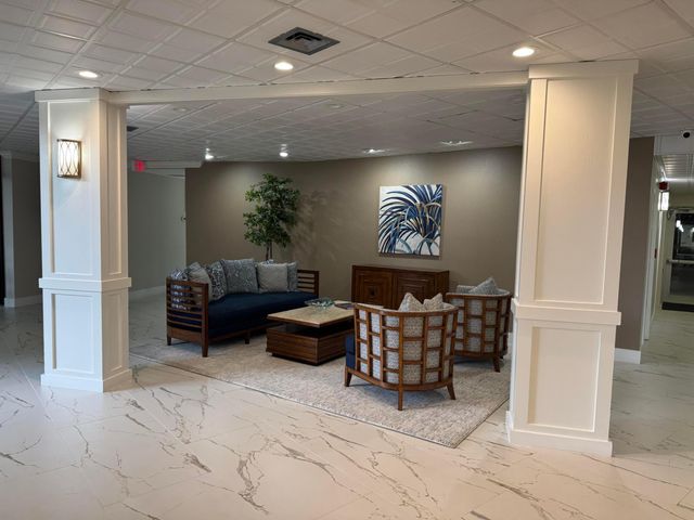 336 Golfview Road 706, North Palm Beach, FL 33408