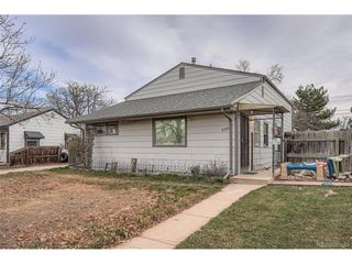 880 Kenton St, Aurora, CO 80010