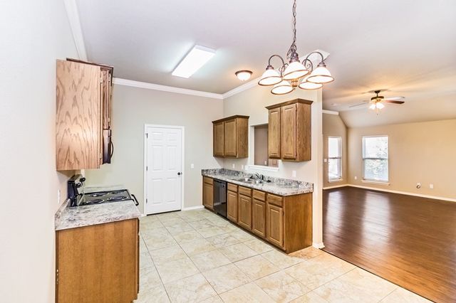7393 Brooklyn Avenue A, Springdale, AR 72762