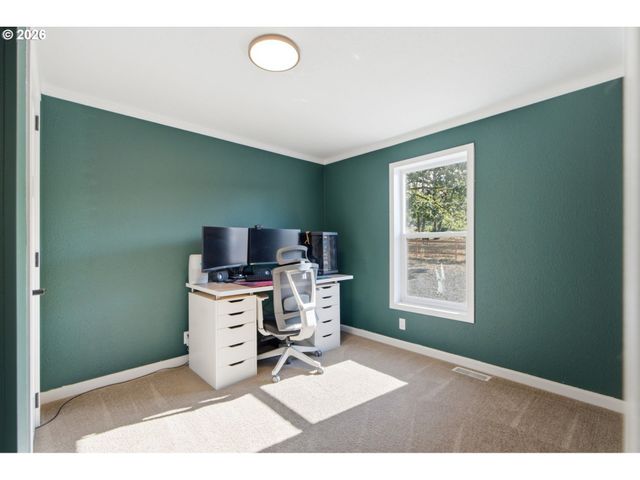 30581 Se HIGHWAY 211, Eagle Creek, OR 97022