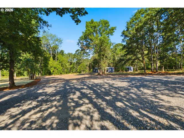 30581 Se HIGHWAY 211, Eagle Creek, OR 97022