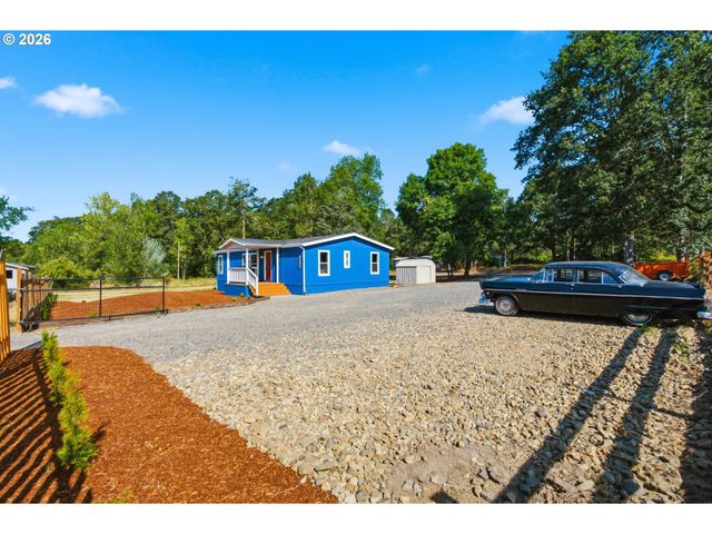 30581 Se HIGHWAY 211, Eagle Creek, OR 97022