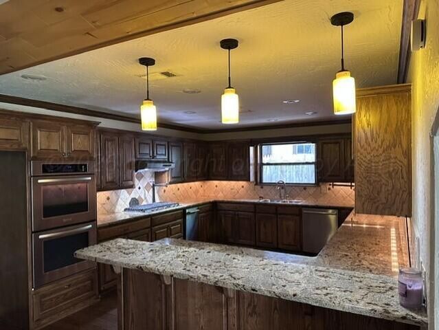 13 DELLWOOD Lane, Canyon, TX 79015