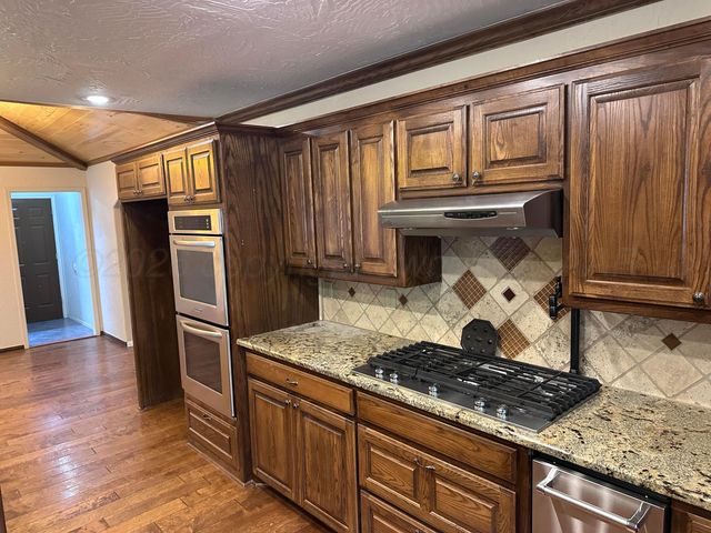 13 DELLWOOD Lane, Canyon, TX 79015