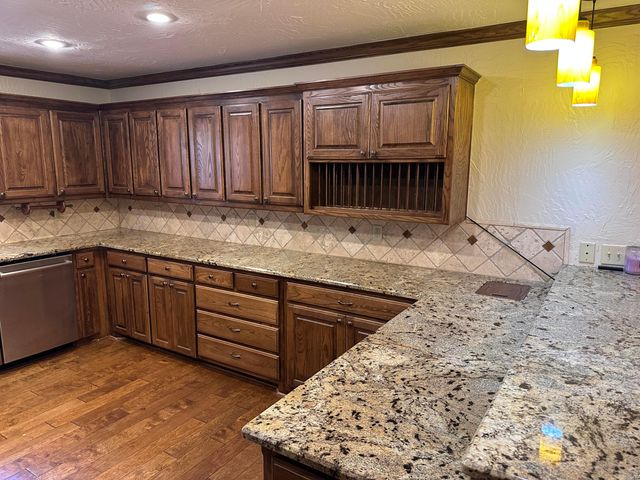 13 DELLWOOD Lane, Canyon, TX 79015
