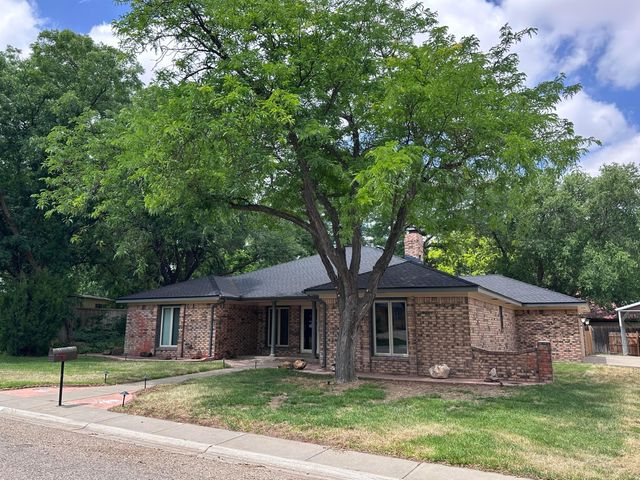 13 DELLWOOD Lane, Canyon, TX 79015