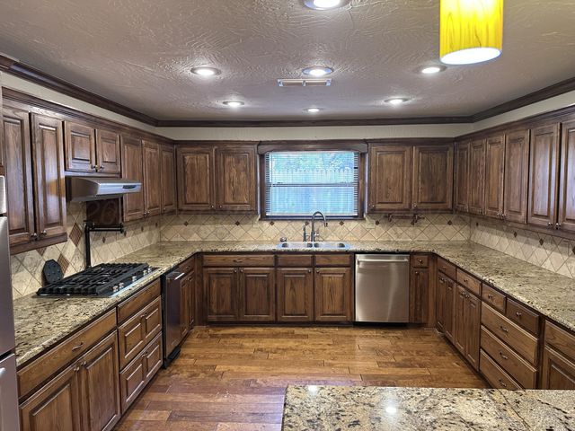 13 DELLWOOD Lane, Canyon, TX 79015