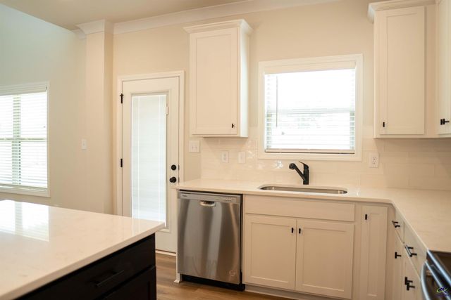 126 Bluecoat Trail, Byron, GA 31008