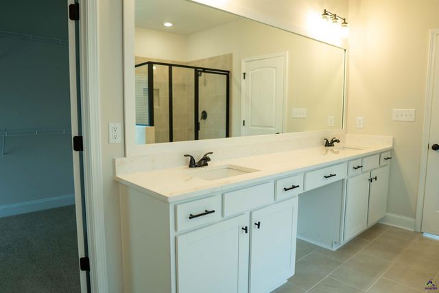 126 Bluecoat Trail, Byron, GA 31008