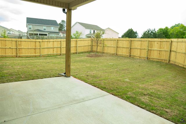 126 Bluecoat Trail, Byron, GA 31008