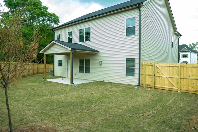 126 Bluecoat Trail, Byron, GA 31008