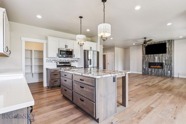 166 King Meadows Lane, Bozeman, MT 59718