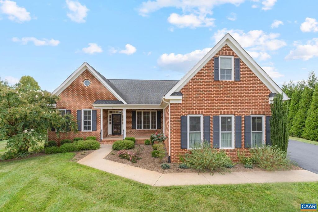 3 FOREST CT, Zion Crossroads, VA 22942