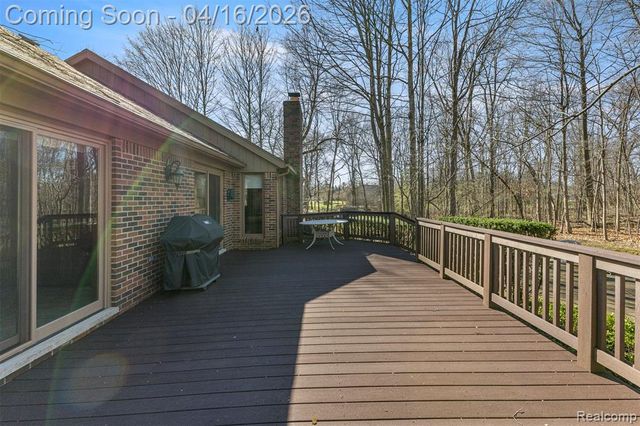 6482 Denton Court, Troy, MI 48098