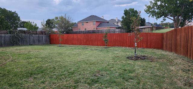 200 Seagull Court, Irving, TX 75060