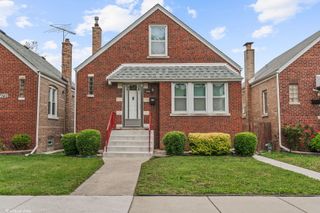 7338 W 57th Street, Summit, IL 60501