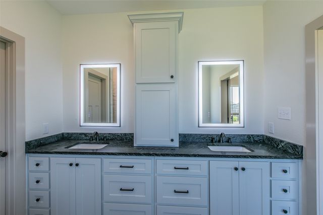 10316 Saddle Creek Road, Waco, TX 76708