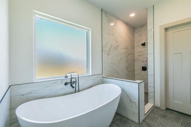 10316 Saddle Creek Road, Waco, TX 76708