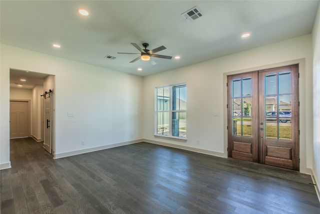 10316 Saddle Creek Road, Waco, TX 76708