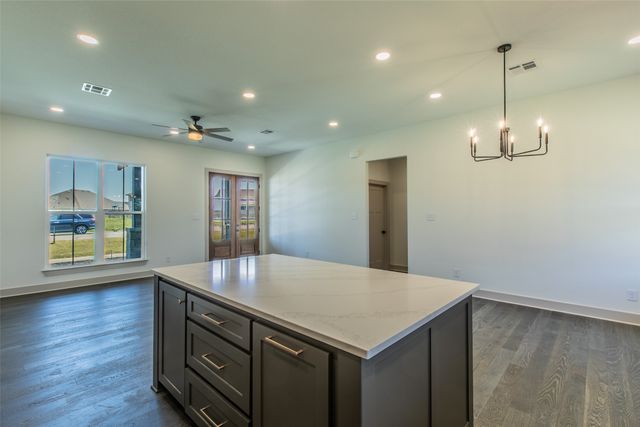 10316 Saddle Creek Road, Waco, TX 76708