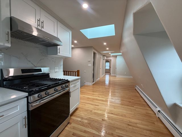 6 Channing St 3, Newton, MA 02458