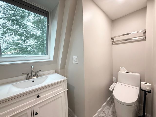 6 Channing St 3, Newton, MA 02458