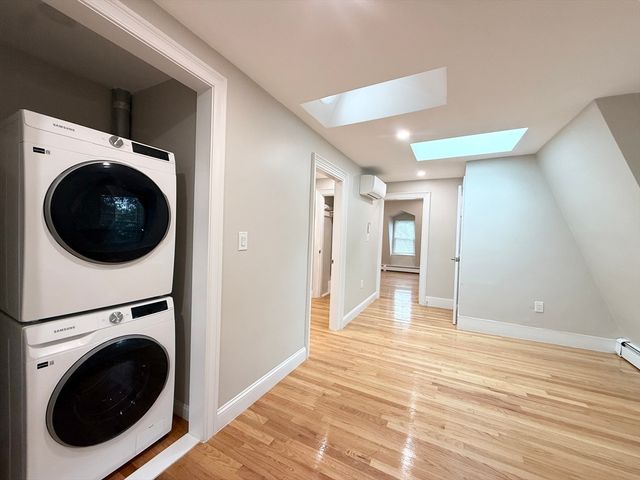6 Channing St 3, Newton, MA 02458