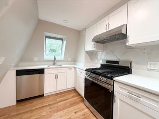 6 Channing St 3, Newton, MA 02458
