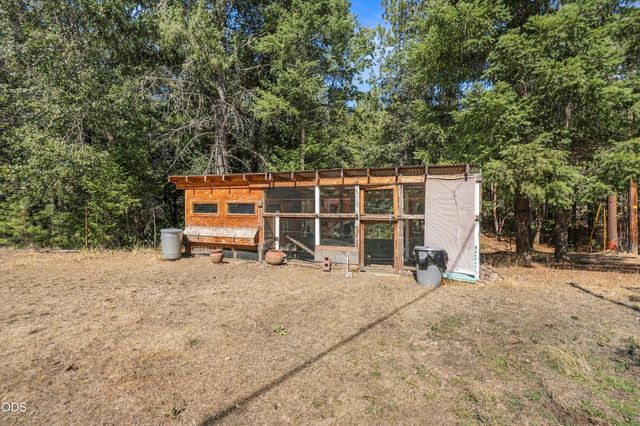 300 Vannoy Creek Road, Grants Pass, OR 97526