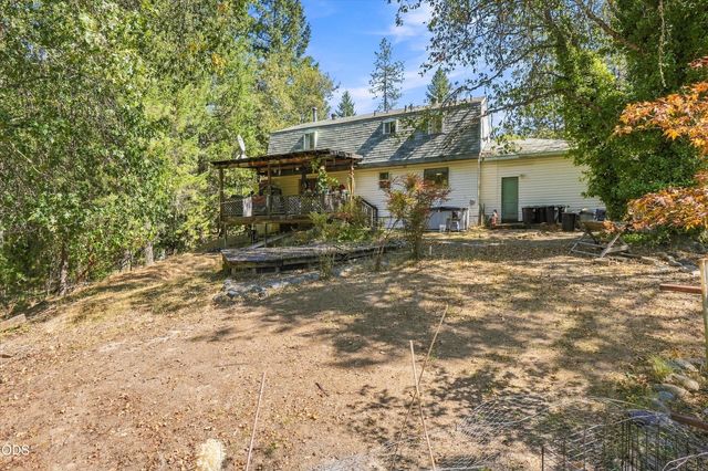 300 Vannoy Creek Road, Grants Pass, OR 97526