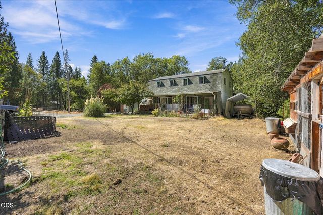 300 Vannoy Creek Road, Grants Pass, OR 97526