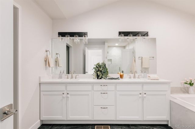 8652 W 49th Place, Arvada, CO 80002